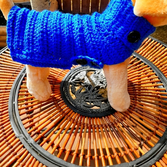 Dog Apparel - Picture 1 of 3